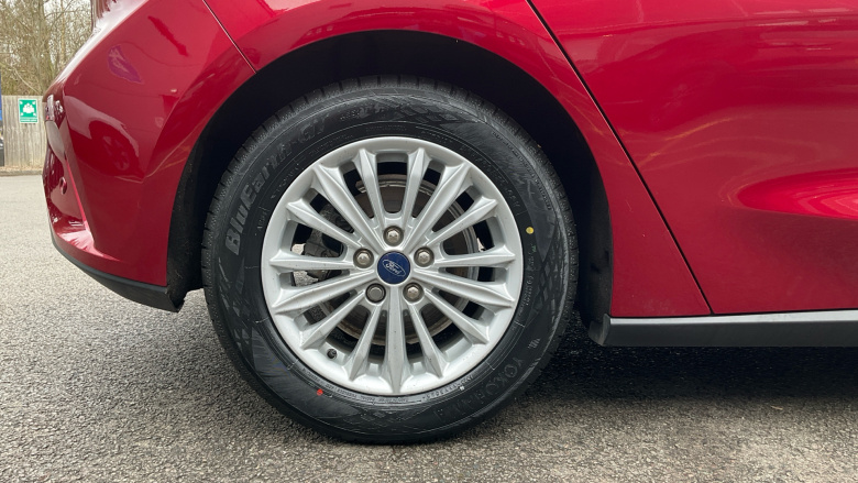 Ford Focus 1.0 EcoBoost 125 Titanium 5dr Petrol Hatchback